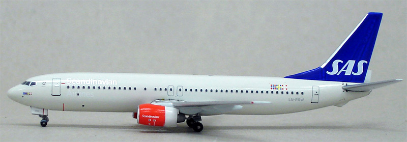   -737-800  SAS
