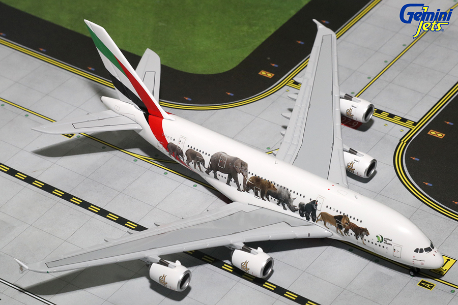    Airbus A380-800 "Wildlife"