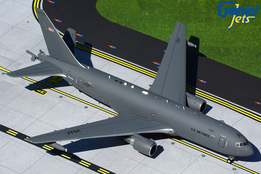 Модель самолета  Boeing KC-46
