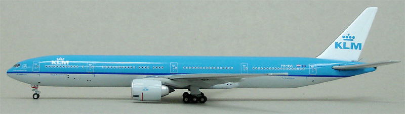    -777-300  KLM