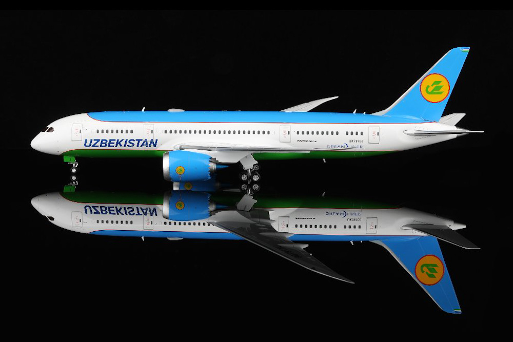 ������ ��������  Boeing 787-8
