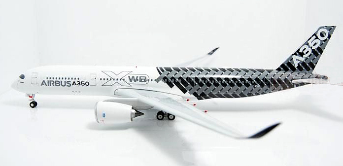 Модель самолета  Airbus A350-900XWB "Carbon Fiber"