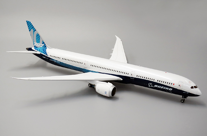    Boeing 787-10