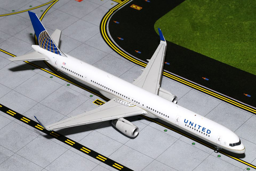    -757-300  United
