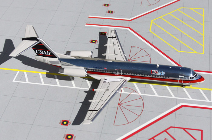 ������������� ������ �������� Fokker 100 ������������ USair