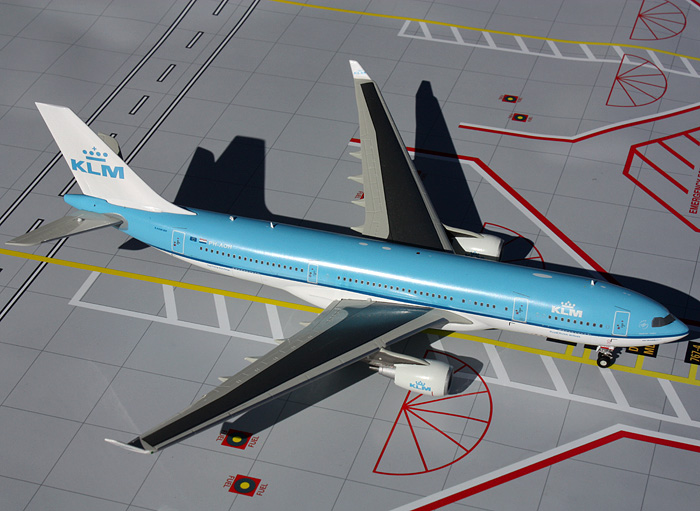    Airbus A330-200  KLM