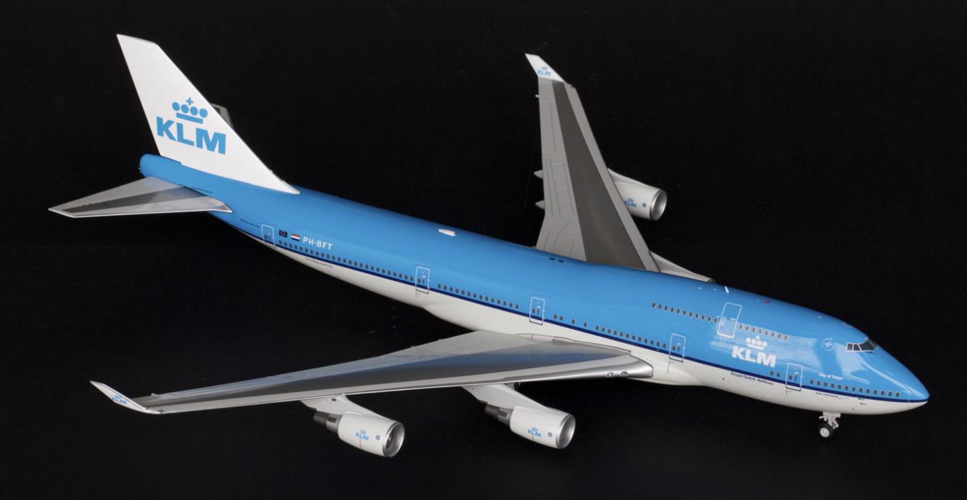    Boeing 747-400