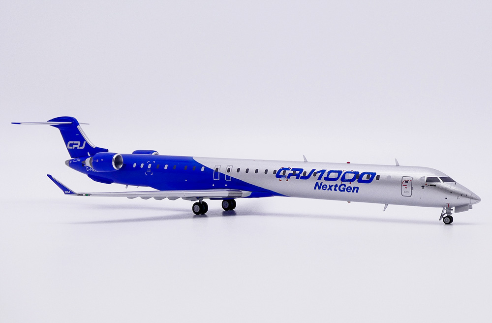 ������ ��������  Bombardier CRJ1000