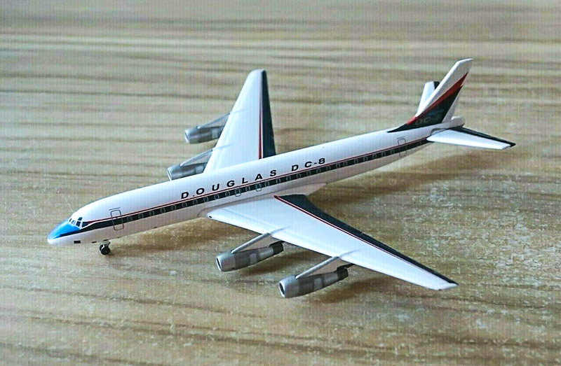    Douglas DC-8