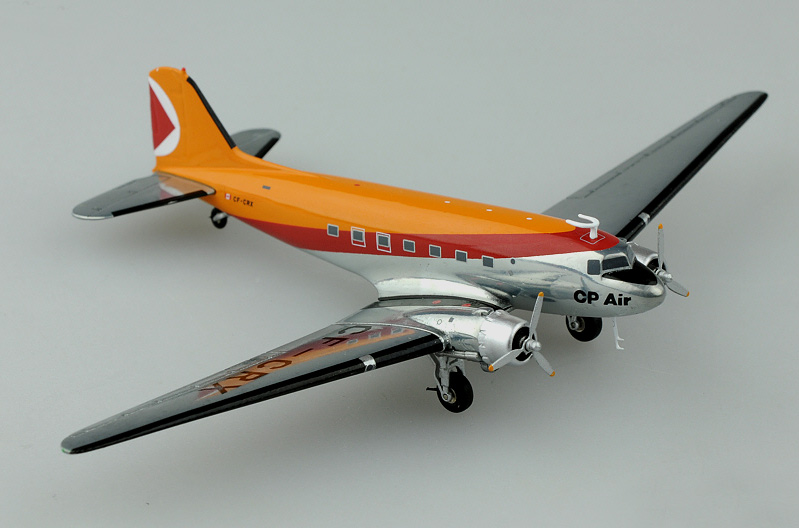    Douglas DC-3  CP Air
