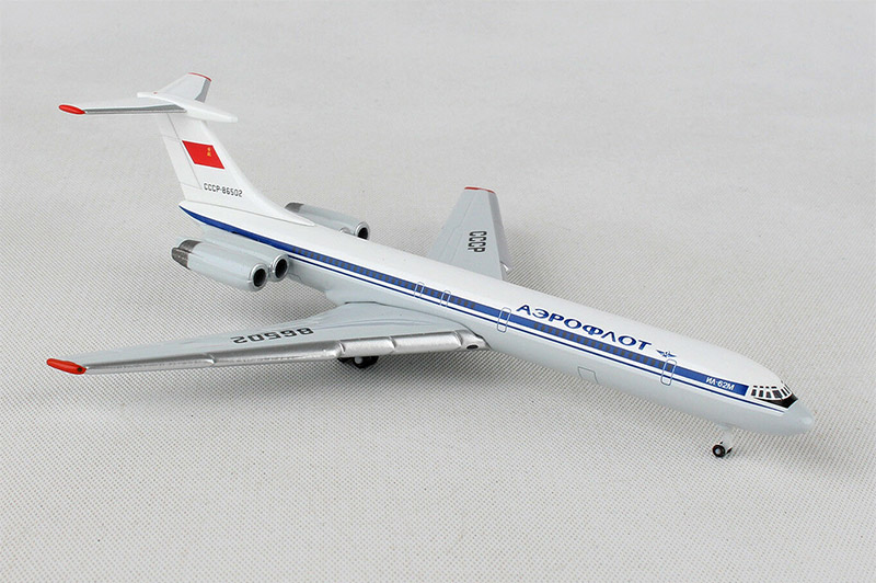Модель самолета  Ильюшин Ил-62М