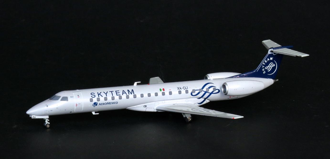    Embraer ERJ-145 "Skyteam"