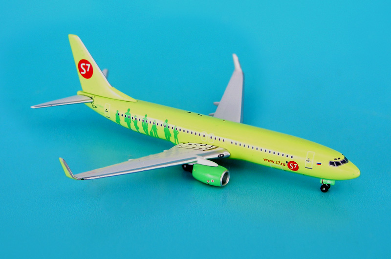    Boeing 737-800  S7 Airlines