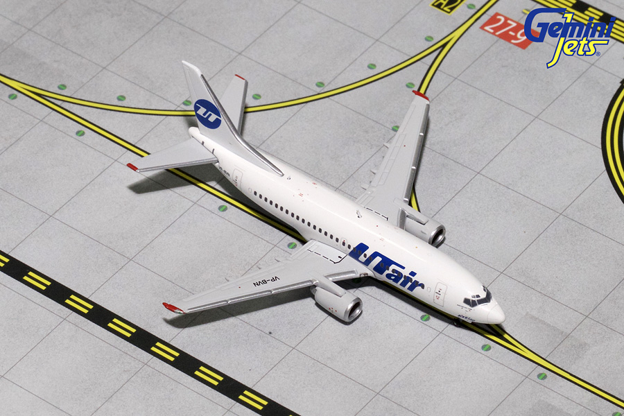Модель самолета  Boeing 737-500