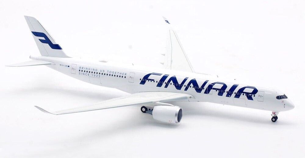    Airbus A350-900