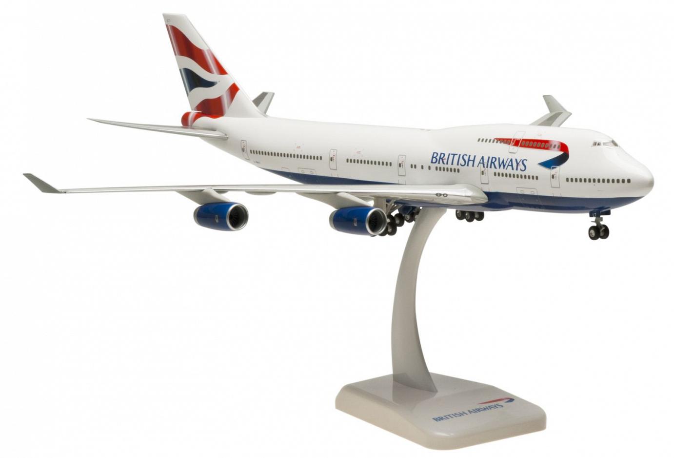 Готовая модель самолета Боинг-747-400 Британских авиалиний