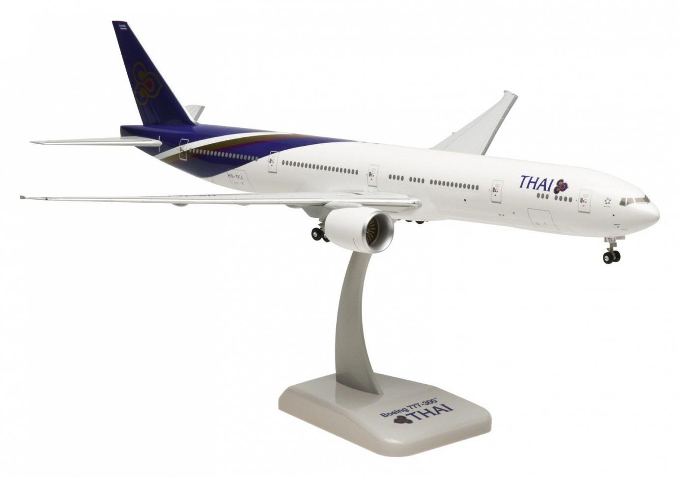 Готовая модель самолета Боинг-777-300 Тайских авиалиний