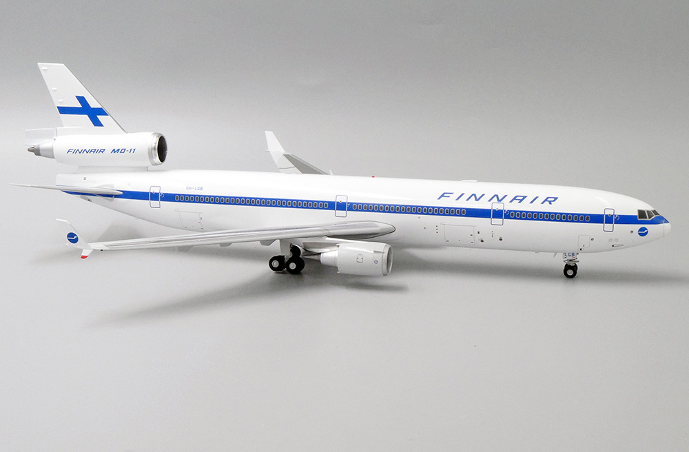Модель самолета  McDonnell Douglas MD-11