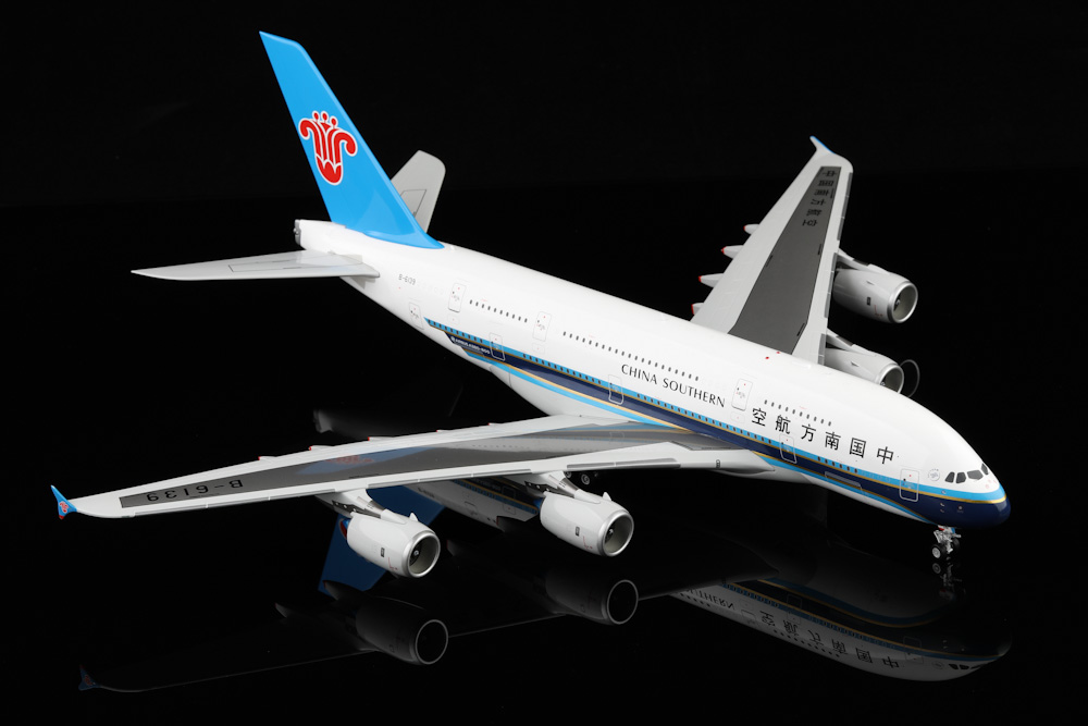 ������ ��������  Airbus A380-800