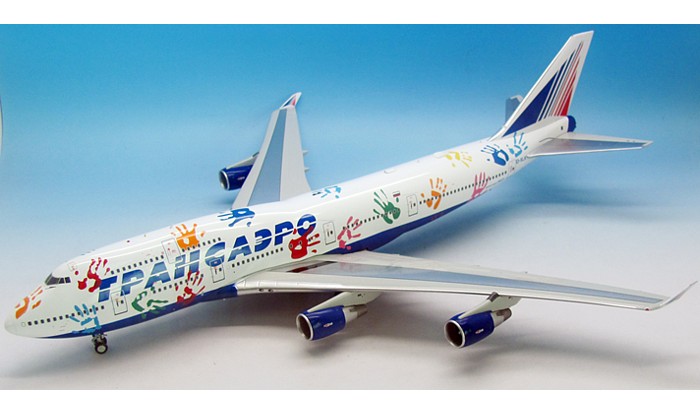 Модель самолета  Boeing 747-400 "Рейс надежды" (Б/У)