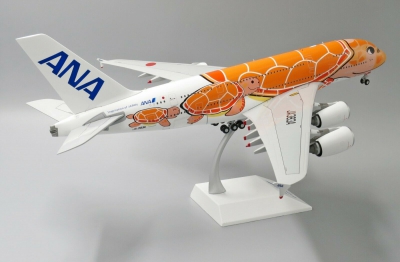 Модель самолета Airbus A380-800 "Flying Honu - Ka La" Модель самолета Airbus A380-800 "Flying Honu - Ka La"