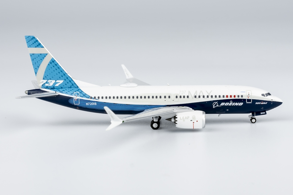    Boeing 737 MAX 7