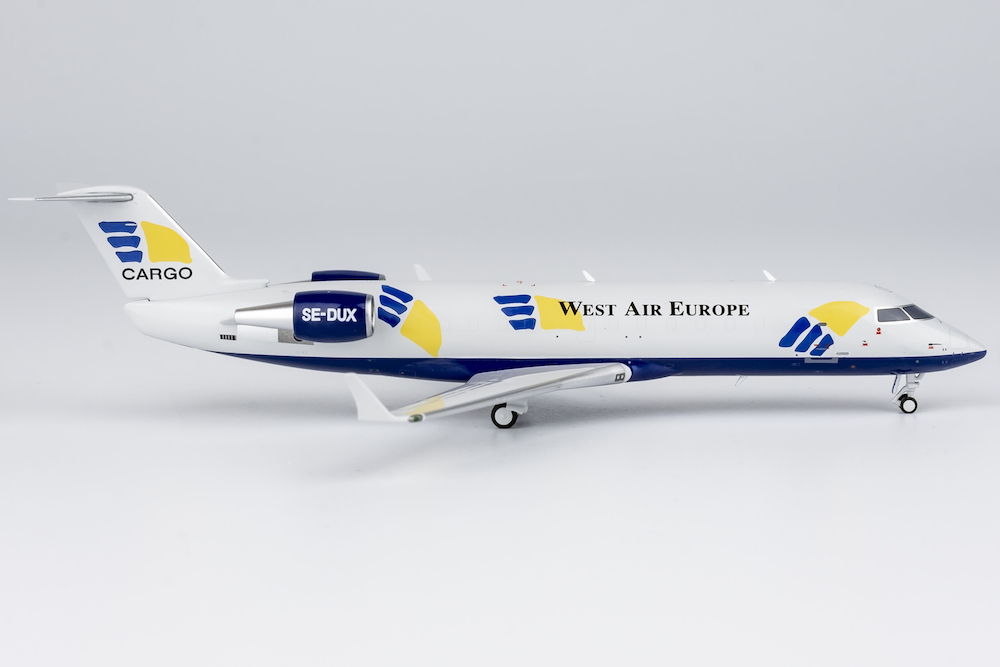   Bombardier CRJ-200PF