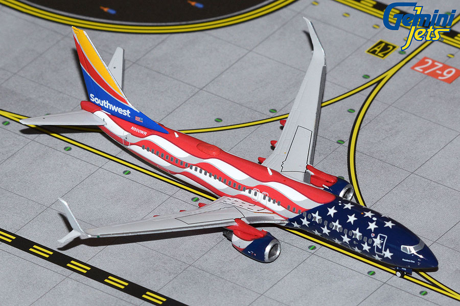 Модель самолета  Boeing 737-800 "Freedom One"