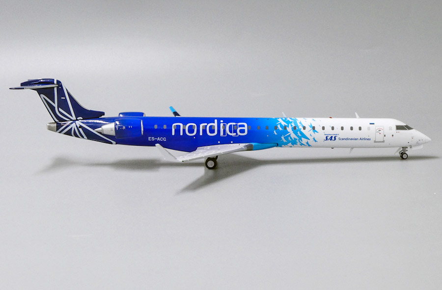    Bombardier CRJ900