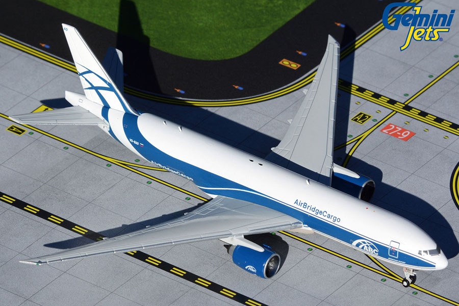Модель самолета  Boeing 777F