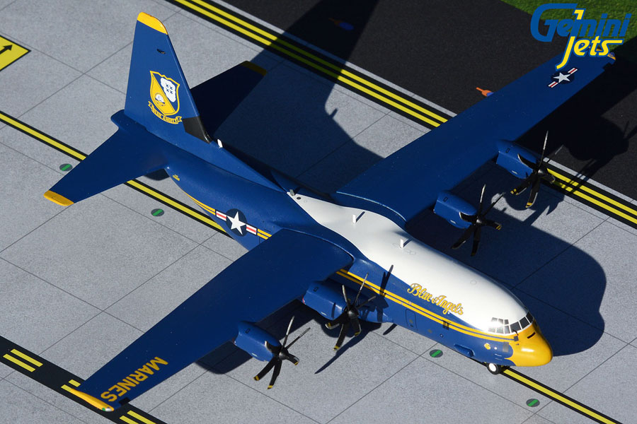 Модель самолета  Lockheed C-130J "Blue Angels"