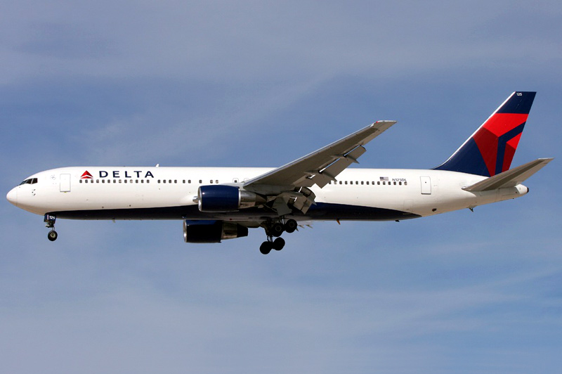    Boeing 767-300  Delta Air Lines