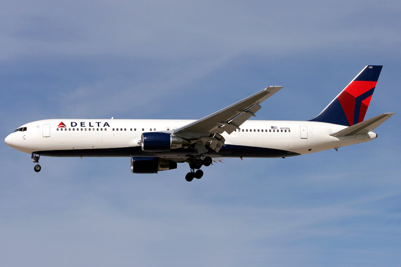 ������� ������ �������� Boeing 767-300 ������������ Delta Air Lines