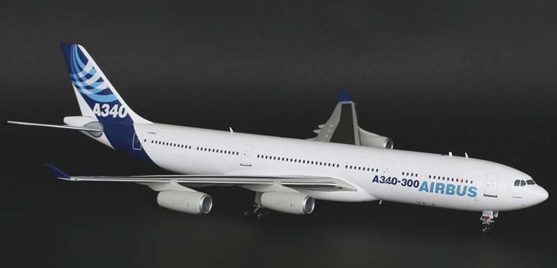    Airbus A340-300   1:200