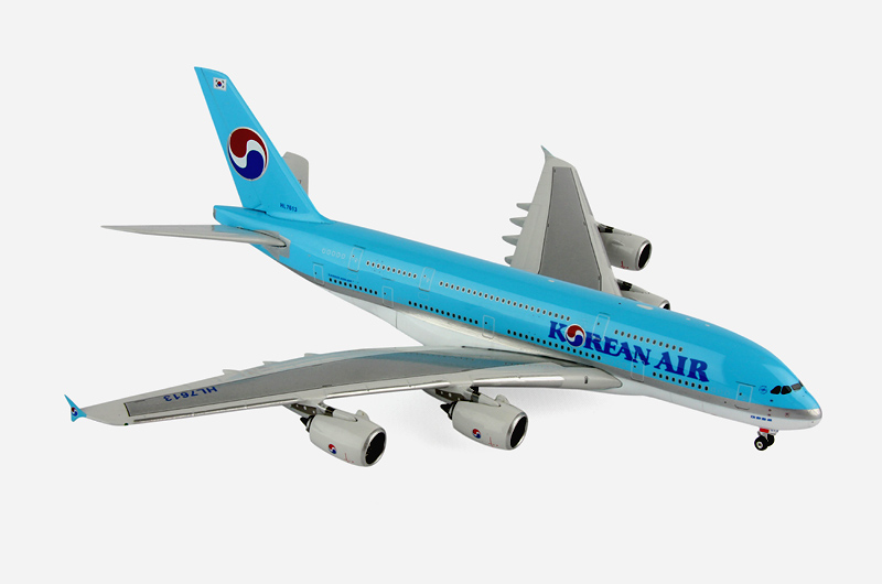 Новые модели самолетов. Модель самолета Аэробус а380. Кореан АИР модель самолёта. Игрушка самолет Аэробус а380 Озон коллекционная модель с шасси ithalat. Модель самолета а380 КЮА.