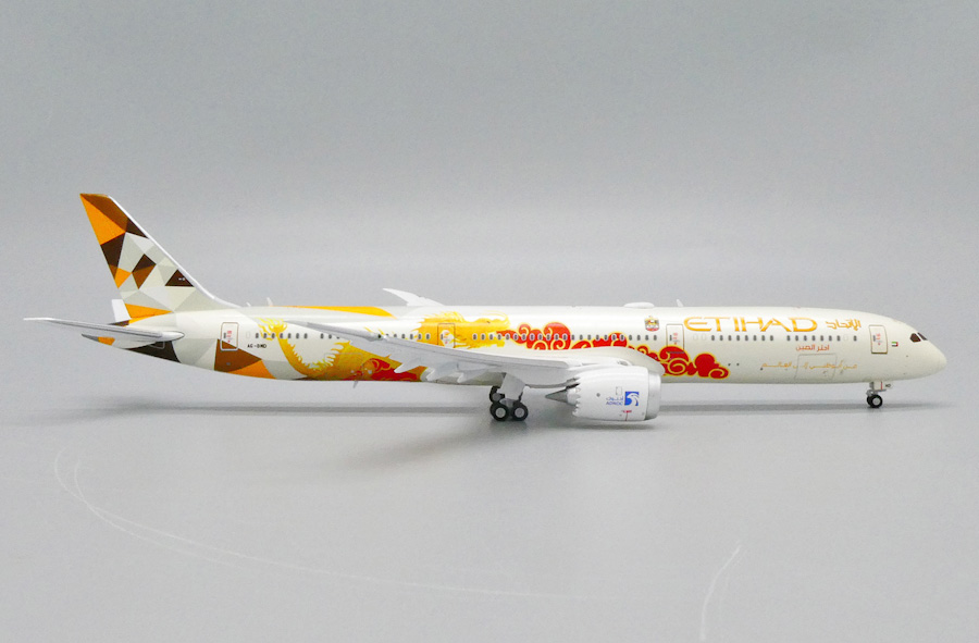    Boeing 787-10 ( )