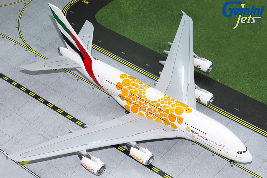 Модель самолета  Airbus A380-800 "Orange Expo 2020"