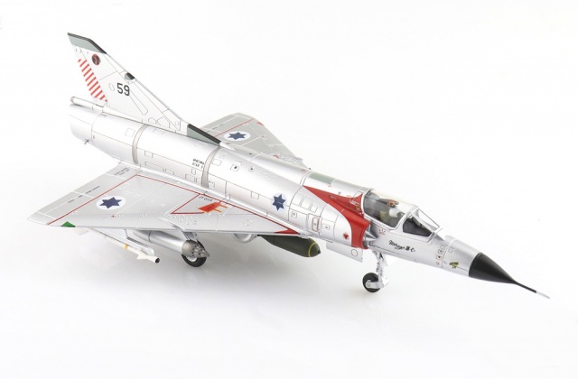������� Hobby Master: ������� Mirage III, Bearcat � Devastator