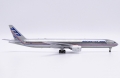 Boeing 777-300